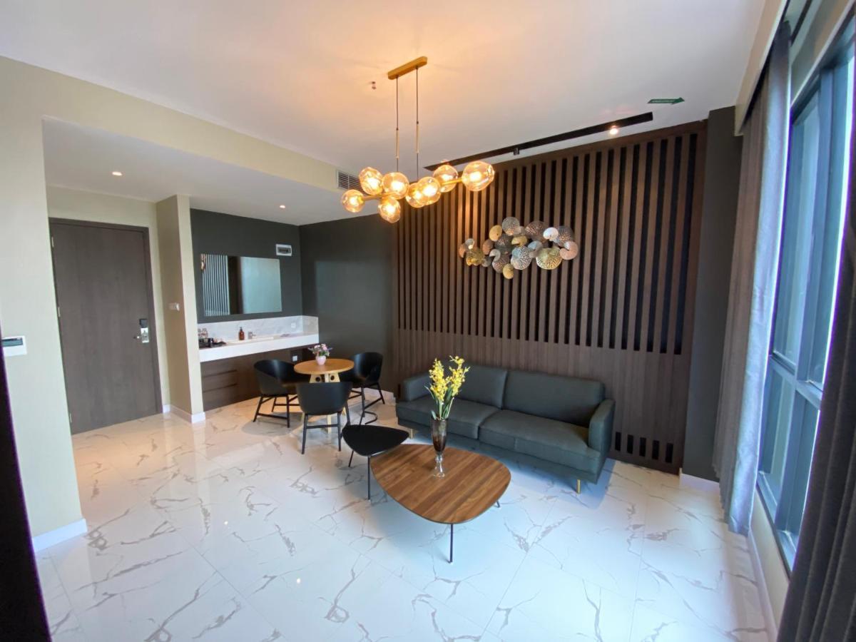 Luminor Hotel Tanjung Selor By Wh Εξωτερικό φωτογραφία